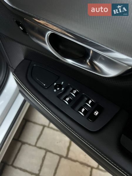 Седан Volvo S90 2020 в Ивано-Франковске