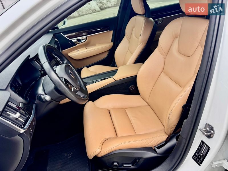 Седан Volvo S90 2017 в Киеве