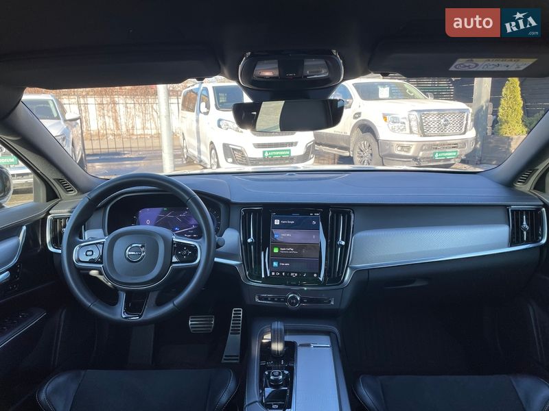 Седан Volvo S90 2021 в Киеве