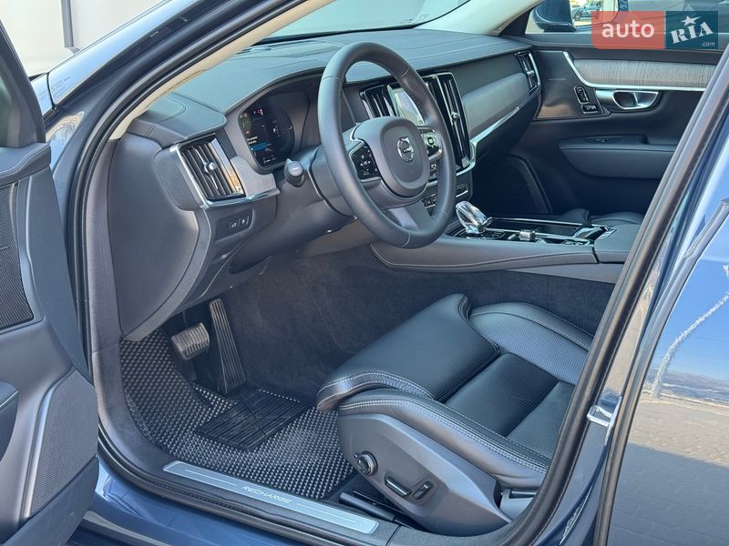 Седан Volvo S90 2022 в Одессе