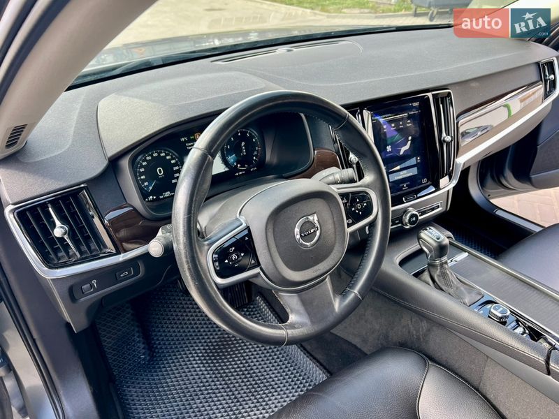 Седан Volvo S90 2016 в Житомире