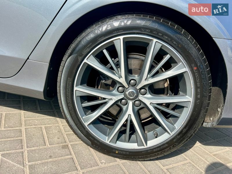 Седан Volvo S90 2016 в Житомире