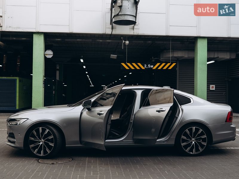 Седан Volvo S90 2016 в Києві