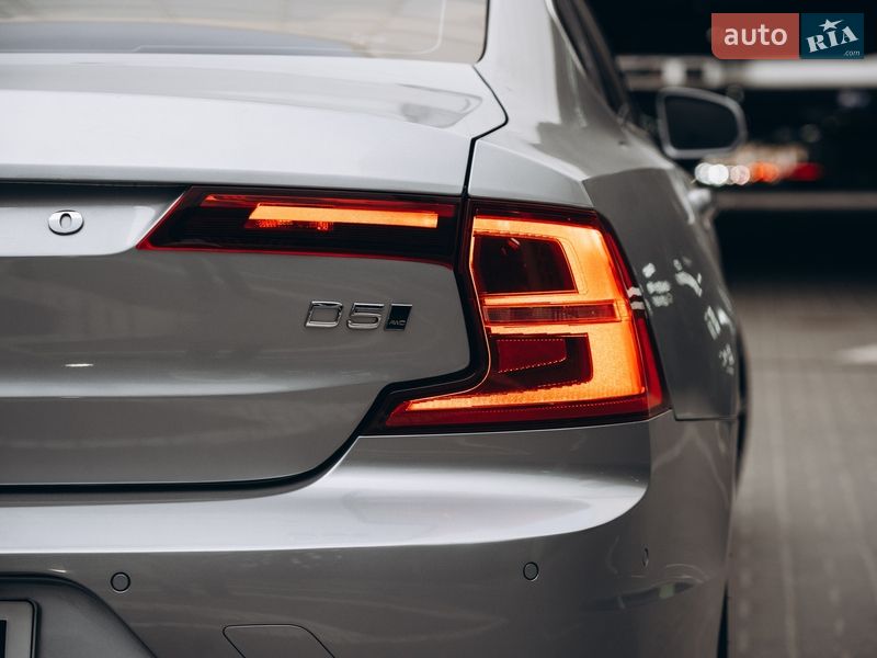 Седан Volvo S90 2016 в Києві