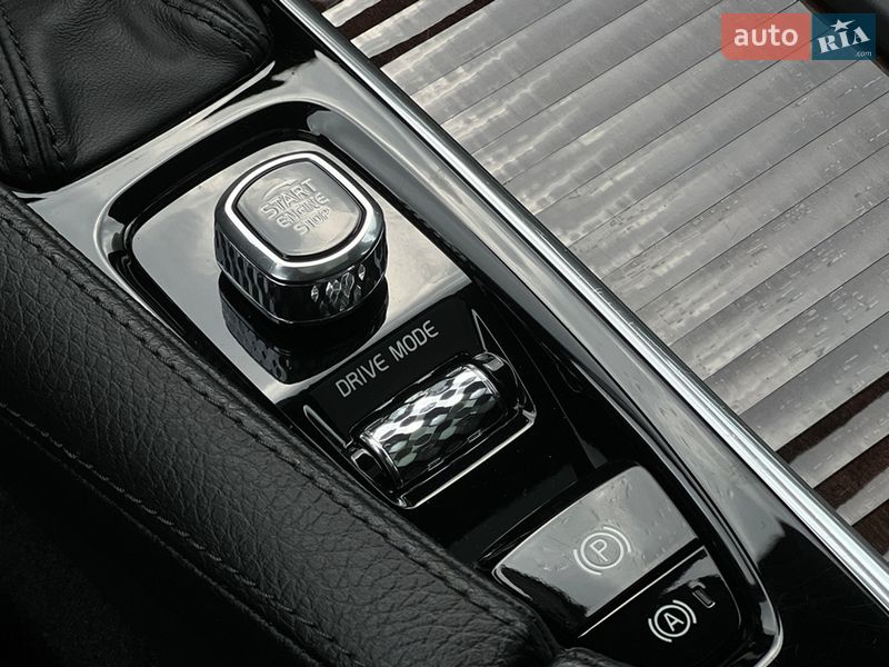 Седан Volvo S90 2017 в Львове