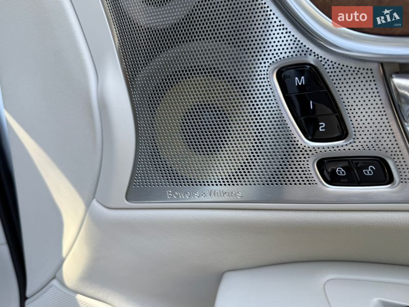 Седан Volvo S90 2016 в Дніпрі