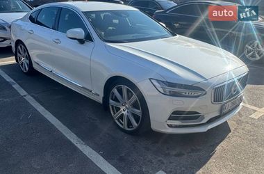 Седан Volvo S90 2020 в Киеве