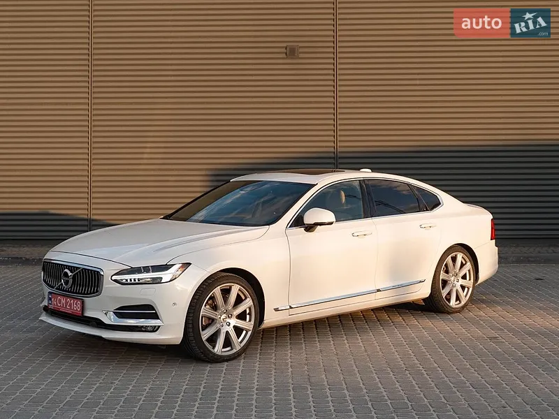 Volvo S90