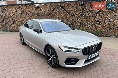 Седан Volvo S90 2020 в Ивано-Франковске