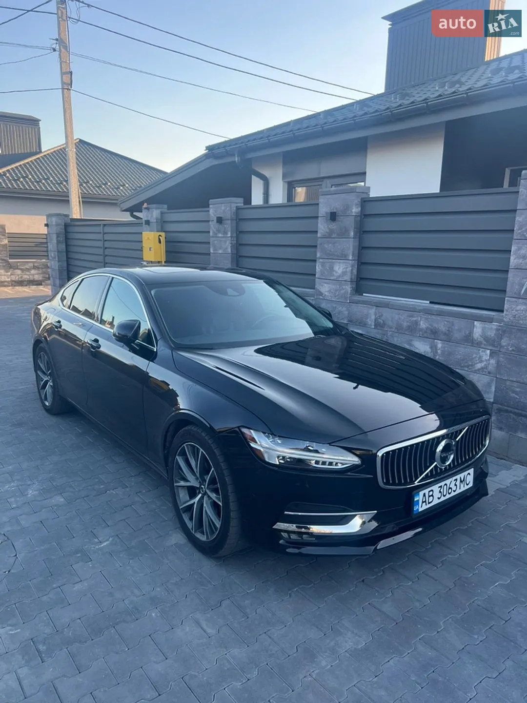 Volvo S90 2016 VIN YV1102AK3H1011591 фото оголошення 4 з 12
