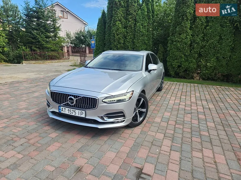 Volvo S90