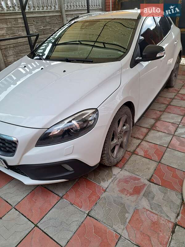 Хэтчбек Volvo V40 Cross Country 2013 в Днепре фото 4 Хэтчбек Volvo V40 Cross Country 2013 в Днепре