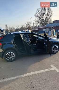 Хэтчбек Volvo V40 Cross Country 2018 в 