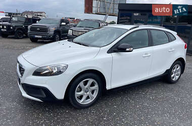 Хэтчбек Volvo V40 Cross Country 2015 в Киеве