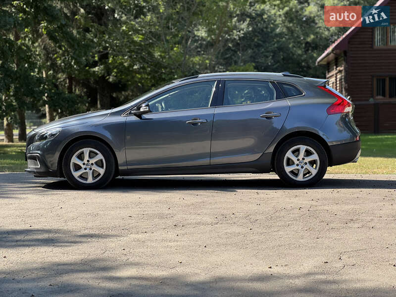 Хетчбек Volvo V40 Cross Country 2014 в Луцьку фото 7 Хетчбек Volvo V40 Cross Country 2014 в Луцьку