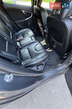 Хэтчбек Volvo V40 Cross Country 2014 в 