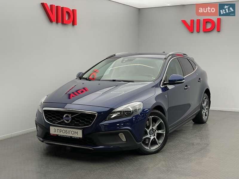 Volvo V40 Cross Country 2016
