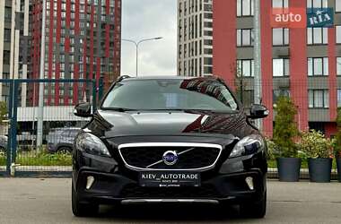 Хэтчбек Volvo V40 Cross Country 2014 в 