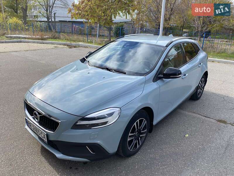Хэтчбек Volvo V40 Cross Country 2017 в Николаеве фото 5 Хэтчбек Volvo V40 Cross Country 2017 в Николаеве