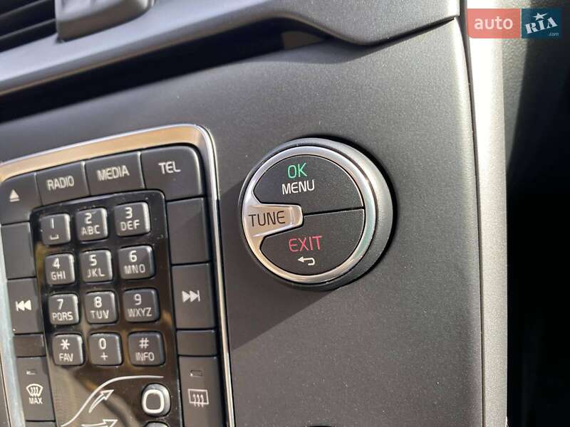 Хэтчбек Volvo V40 Cross Country 2017 в Николаеве фото 52 Хэтчбек Volvo V40 Cross Country 2017 в Николаеве