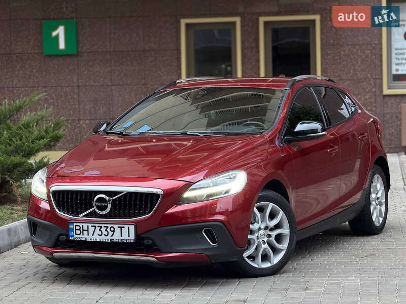 Volvo V40 Cross Country 2016 Volvo V40 Cross Country 2016
