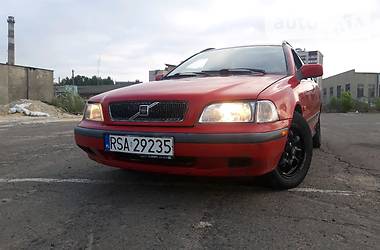 Универсал Volvo V40 1996 в Ровно