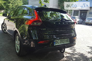 Хэтчбек Volvo V40 2014 в Бродах