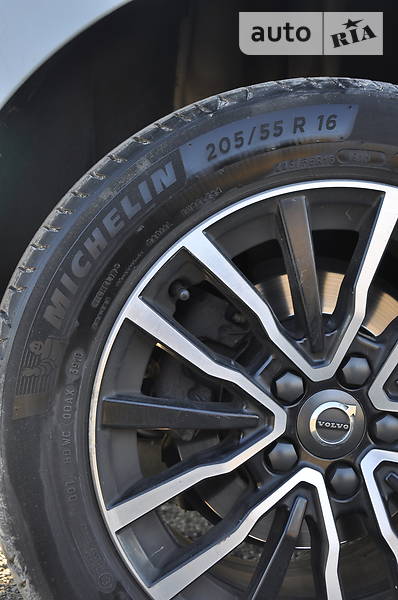 Хетчбек Volvo V40 2016 в Тернополі фото 37 Хетчбек Volvo V40 2016 в Тернополі