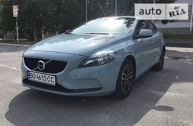 Volvo V40 2016