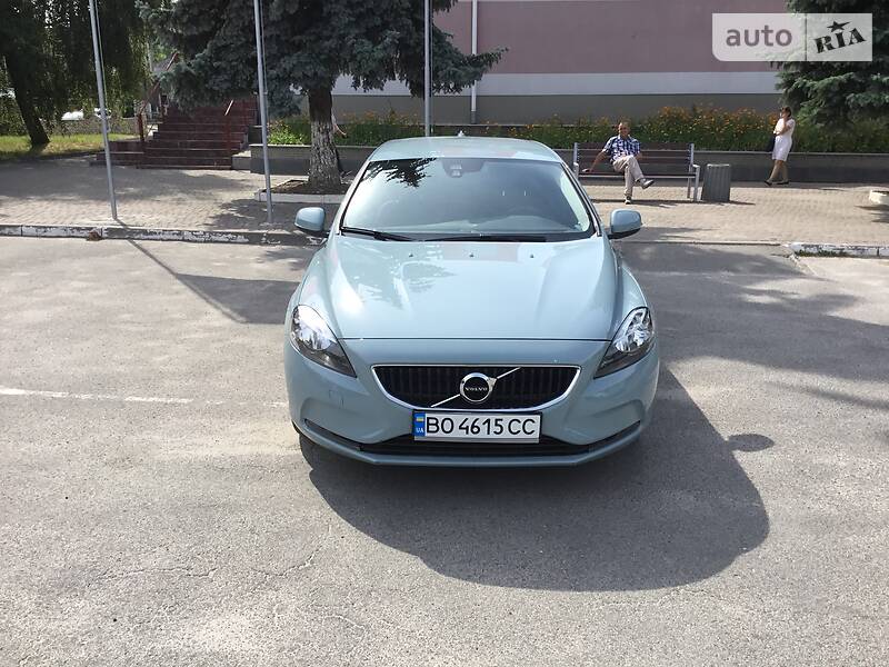 Хетчбек Volvo V40 2016 в Тернополі фото 9 Хетчбек Volvo V40 2016 в Тернополі
