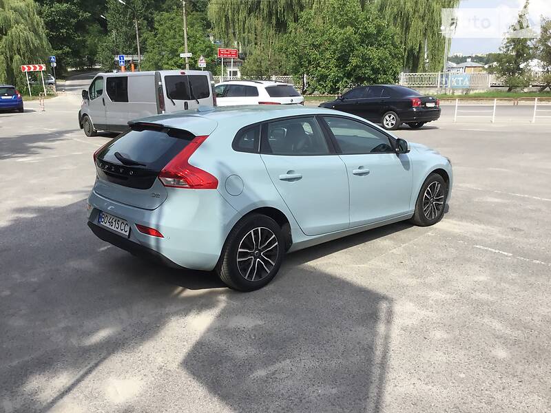 Хетчбек Volvo V40 2016 в Тернополі фото 12 Хетчбек Volvo V40 2016 в Тернополі