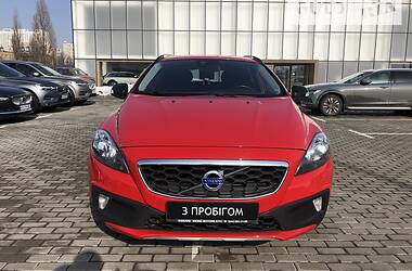 Хэтчбек Volvo V40 2015 в Киеве