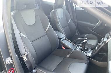 Хэтчбек Volvo V40 2013 в Стрые