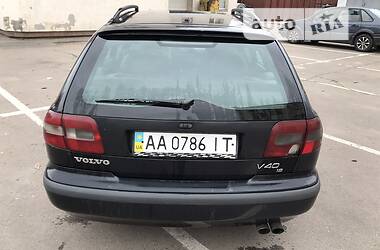 Універсал Volvo V40 1997 в Києві