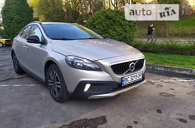 Volvo V40 2016