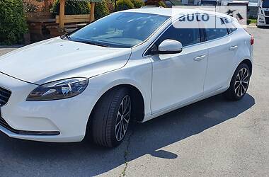 Хетчбек Volvo V40 2013 в Жовкві