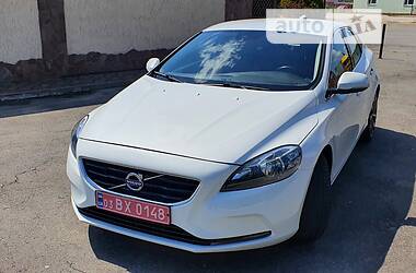 Хетчбек Volvo V40 2013 в Жовкві