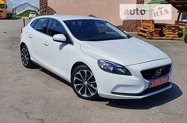 Volvo V40 2013