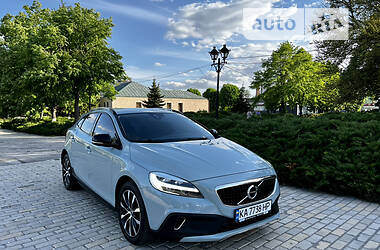 Хетчбек Volvo V40 2019 в Києві