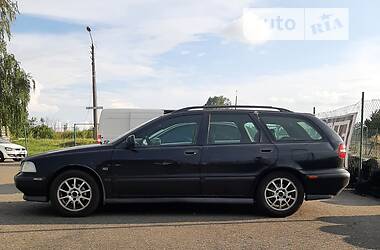 Універсал Volvo V40 1997 в Києві