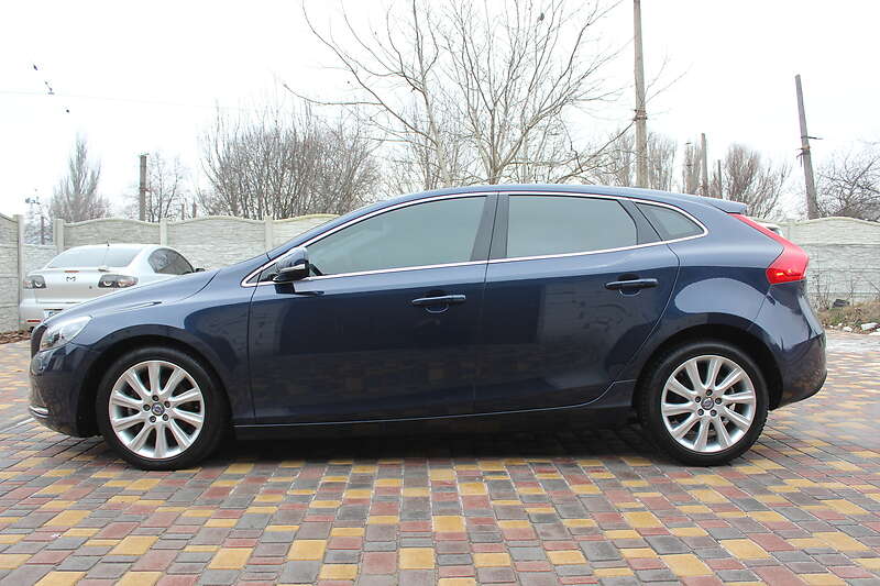 Хетчбек Volvo V40 2015 в Дніпрі фото 11 Хетчбек Volvo V40 2015 в Дніпрі