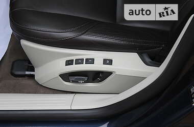 Хэтчбек Volvo V40 2015 в 