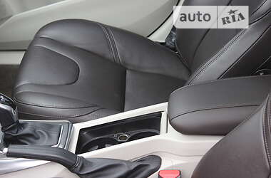 Хэтчбек Volvo V40 2015 в 