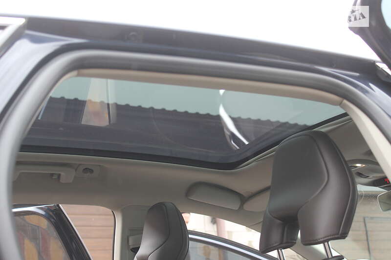 Хетчбек Volvo V40 2015 в Дніпрі фото 33 Хетчбек Volvo V40 2015 в Дніпрі