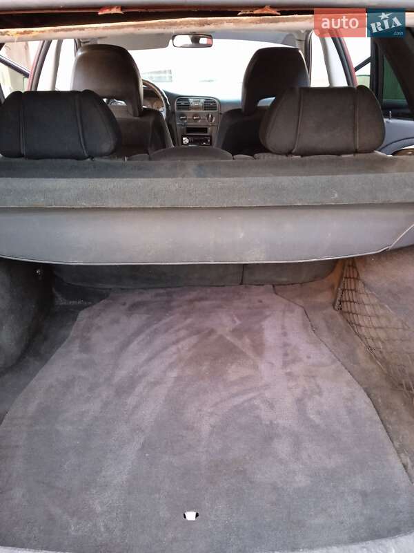 Универсал Volvo V40 1996 в Львове