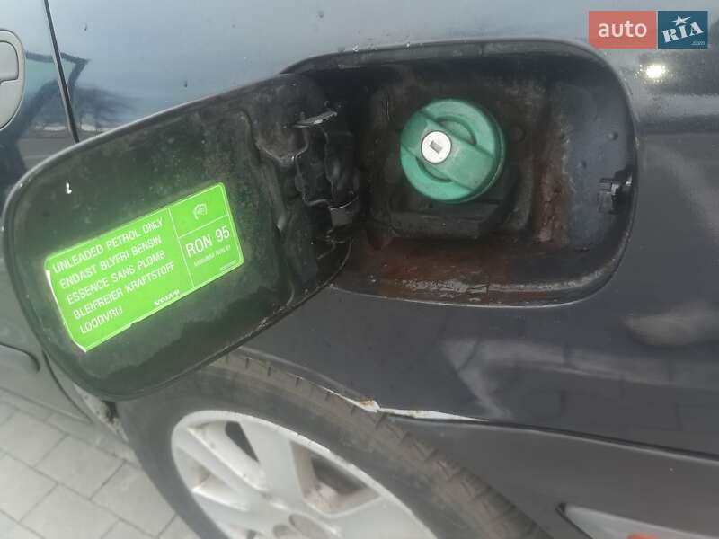 Универсал Volvo V40 1998 в Одессе