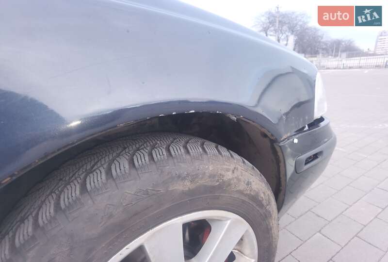 Универсал Volvo V40 1998 в Одессе