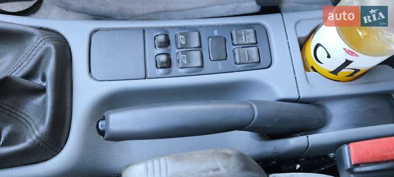 Универсал Volvo V40 1998 в Харькове