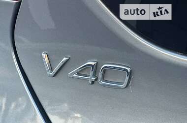 Хетчбек Volvo V40 2015 в Дрогобичі