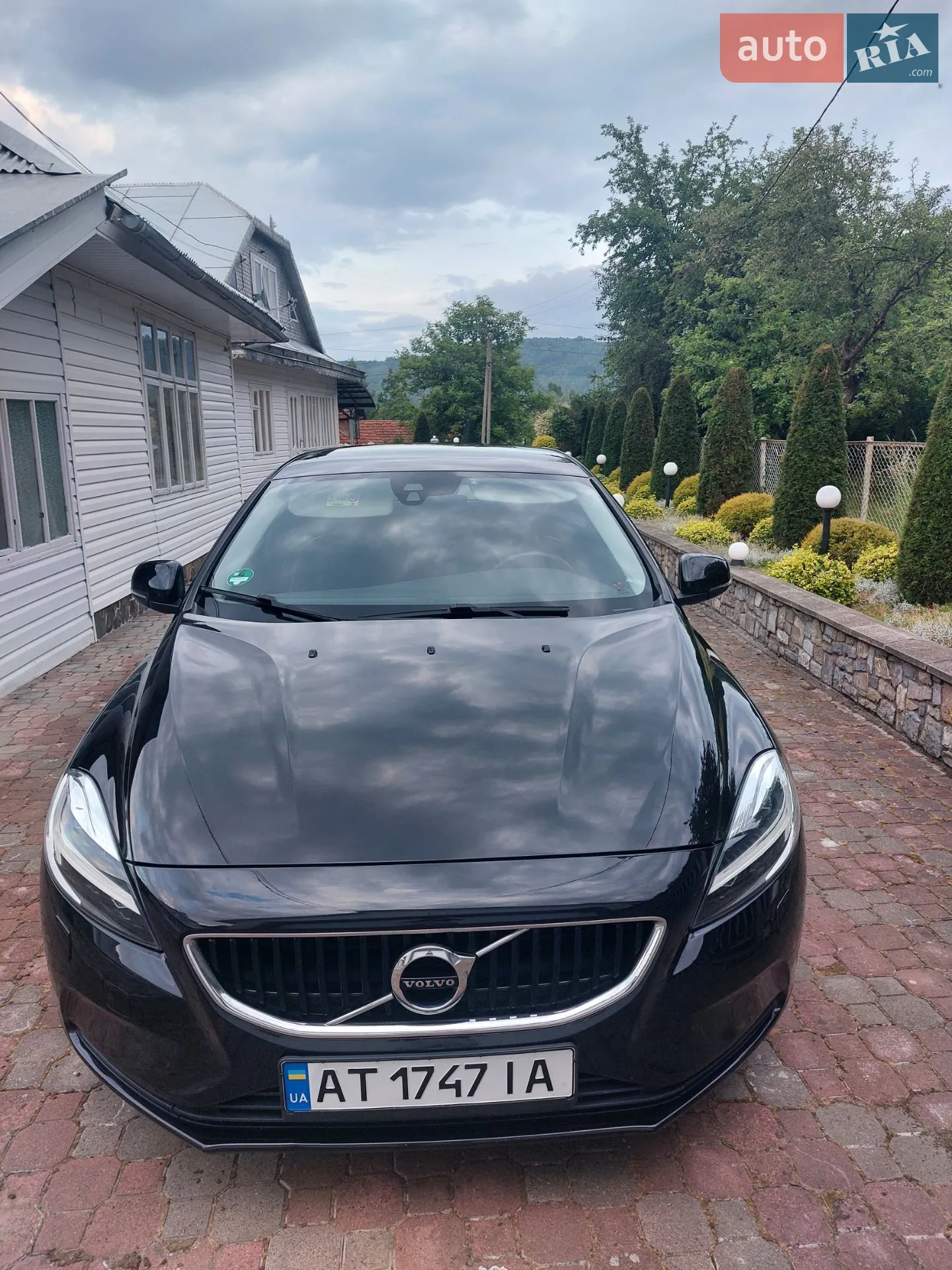 2017 Volvo V40 - мініатюра 3